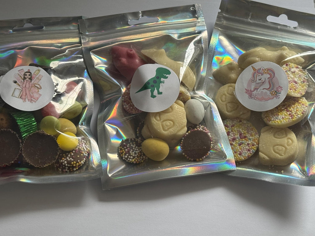 Chocolate Personlised Treat  Chocolate Pouch, School, Treats, Celebrations , Gift, Party Bags Filler, Present Personlised Message.